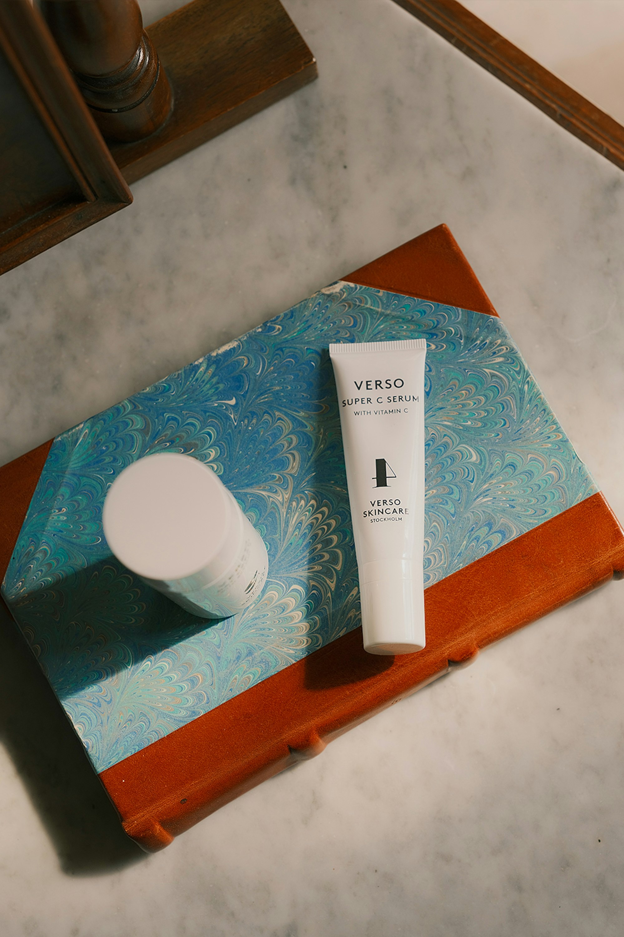 FACIAL-CLEANSER