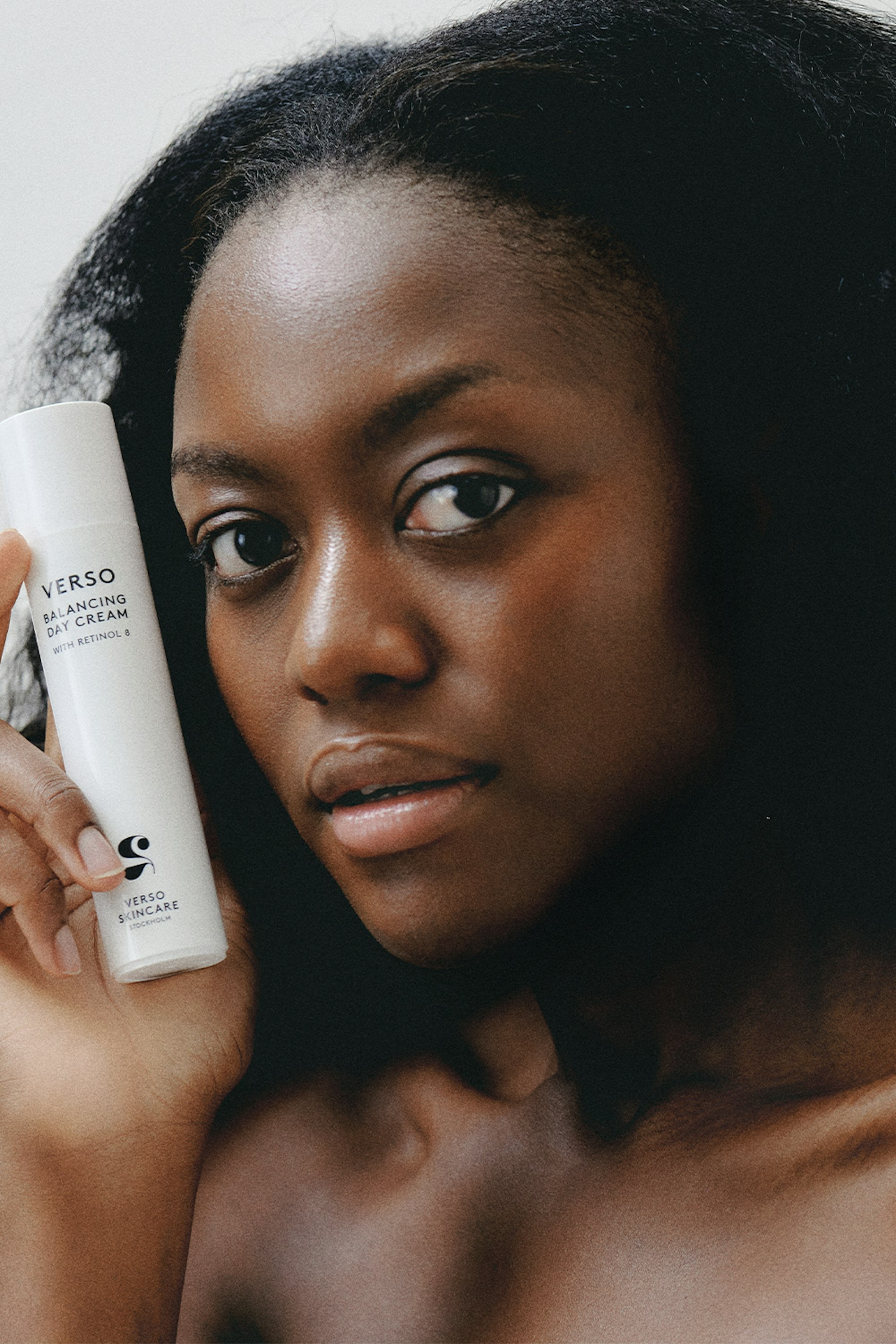 Modell-med-Retinol-8