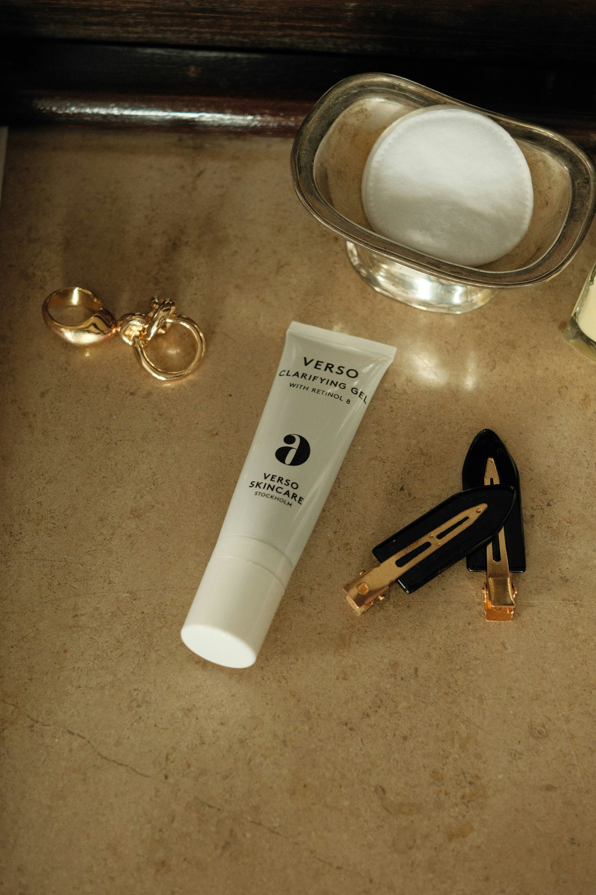 Verso-Clarifying-Gel-with-Retinol8-Skin-recovery