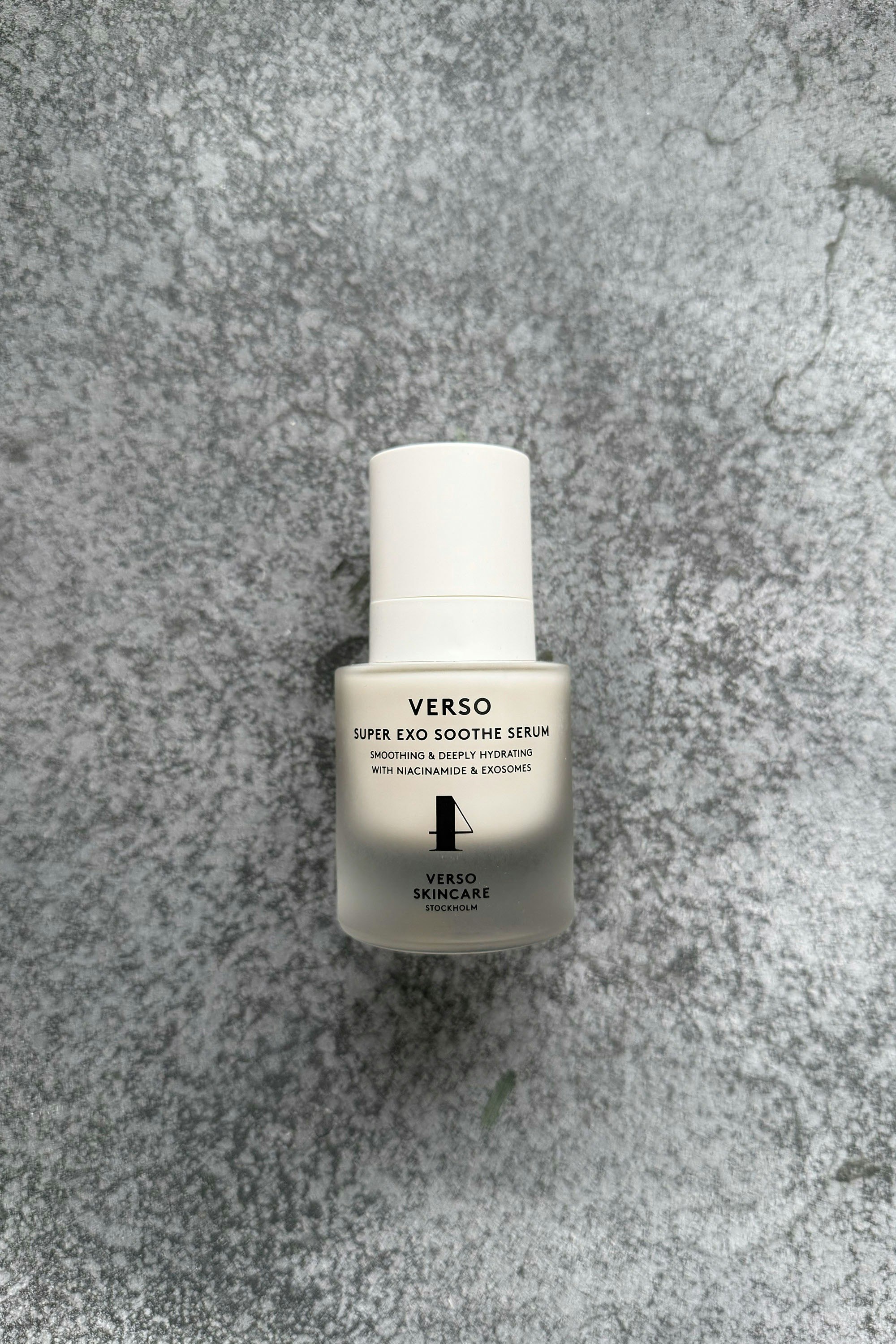 Verso-Super-Exo-Soothe-Serum-Transitional-Skincare